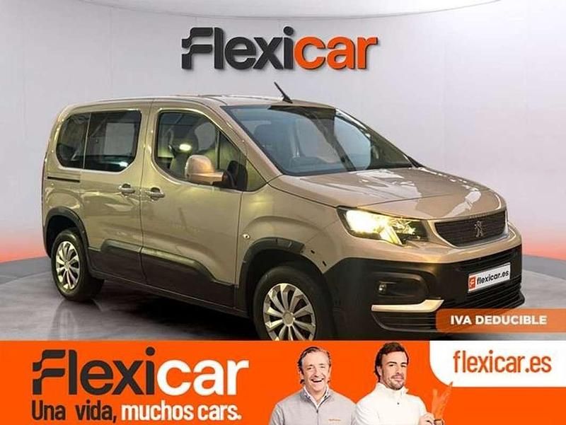 Usado Peugeot Rifter Active 102 CV (75 kW) 2021 Beige Monovolumen
