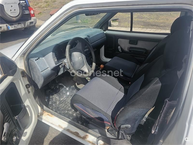 Begagnad Citroën AX 60 HK (44 kW) 1994 Vit Halvkombi