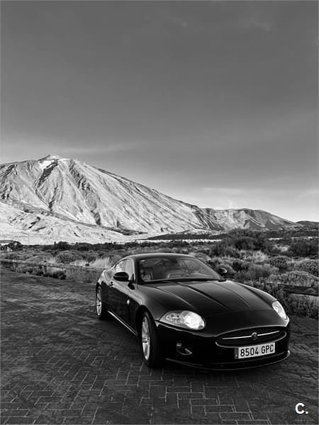 Usado Jaguar XK 298 CV (219 kW) 2009 Azul Coupe