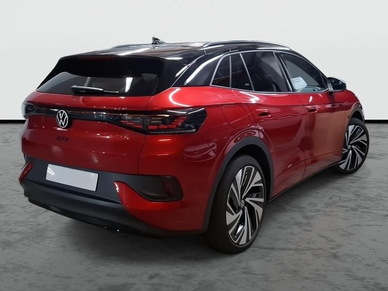 Usado VW ID.4 GTX 220 kW (300 CV) 2025 Rojo intenso metalizado con techo negro SUV