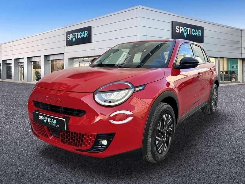 Rojo Usado 2023 Fiat 600E Red SUV | 20.400 € (Precio justo) - Imagen 1/4