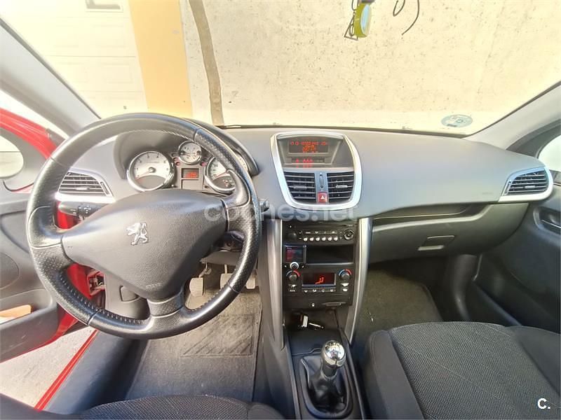 Usado Peugeot 207 Sport 95 CV (69 kW) 2008 Rojo Berlina