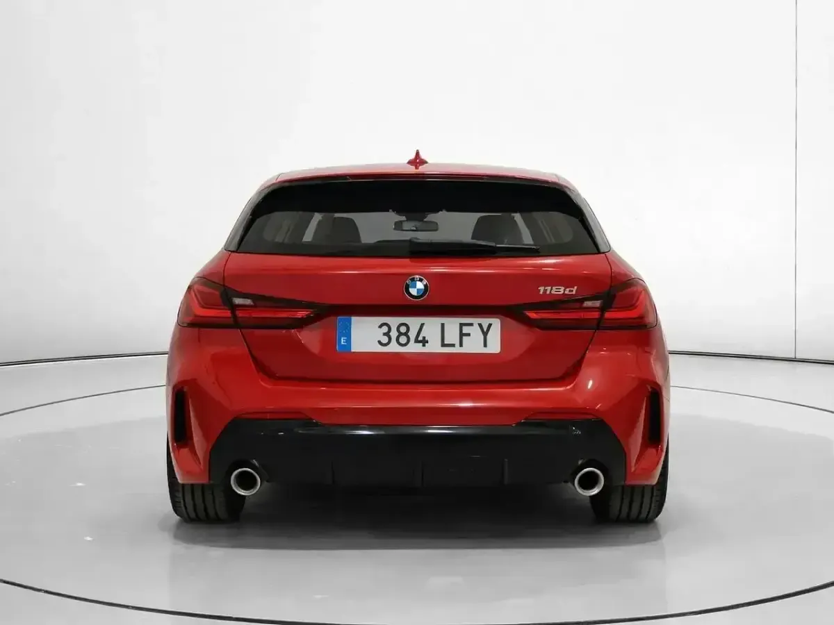 Usado BMW 118 150 CV (110 kW) 2020 Rojo Utilitario