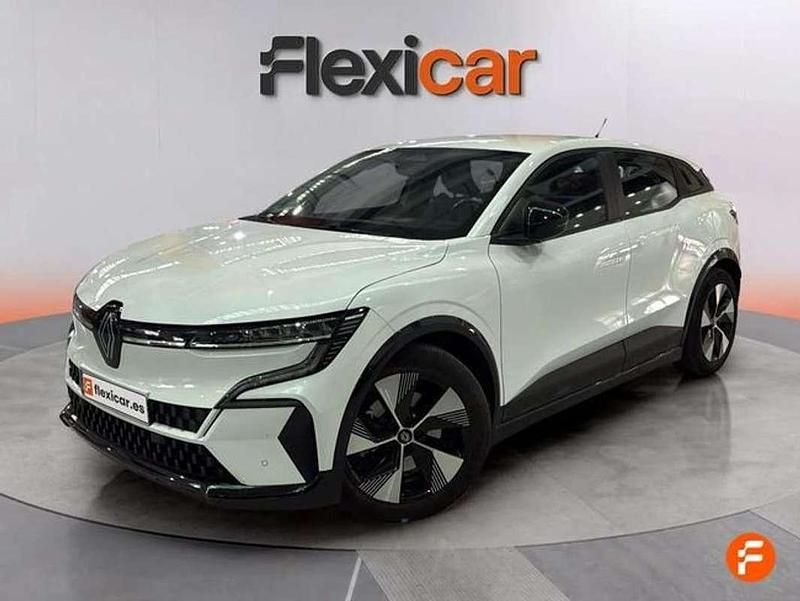 Usado Renault Megane E-Tech Equilibre 96 kW (131 CV) 2023 Blanco Utilitario