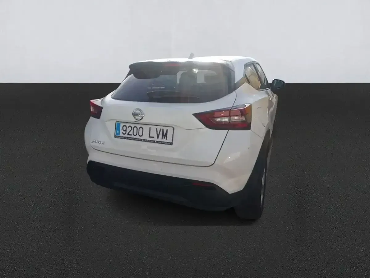 Usado Nissan Juke Acenta 114 HP (83 kW) 2021 Branco SUV
