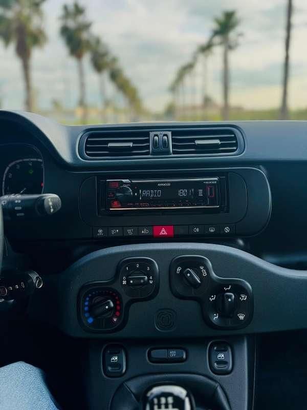 Usado Fiat Panda 69 CV (50 kW) 2021 Negro Utilitario