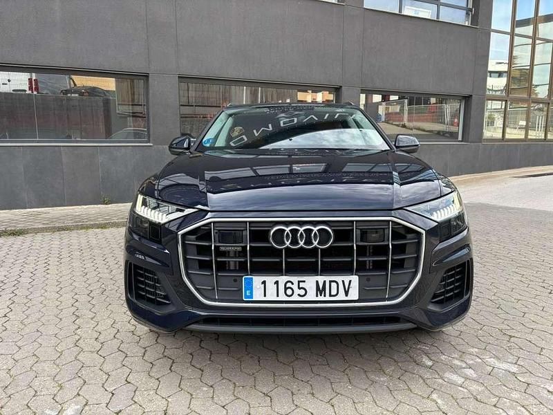 Usado Audi Q8 S-line plus 381 CV (280 kW) 2023 Azul SUV