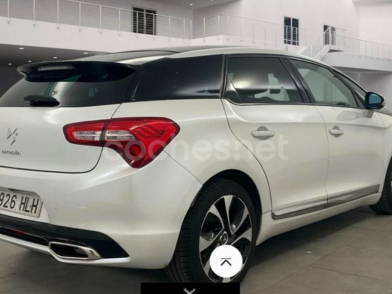 Usado Citroën DS5 163 CV (119 kW) 2012 Blanco Utilitario