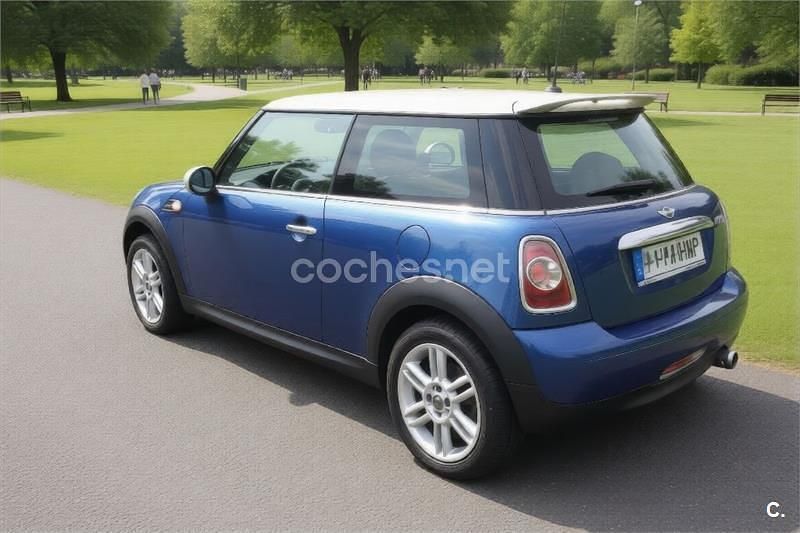 Usado Mini Cooper D 112 CV (82 kW) 2012 Azul Utilitario