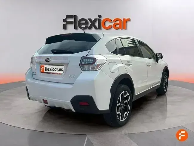 Usado Subaru XV 114 CV (83 kW) 2018 Blanco SUV