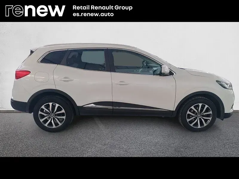 Usado Renault Kadjar Zen 140 CV (102 kW) 2021 Blanco SUV