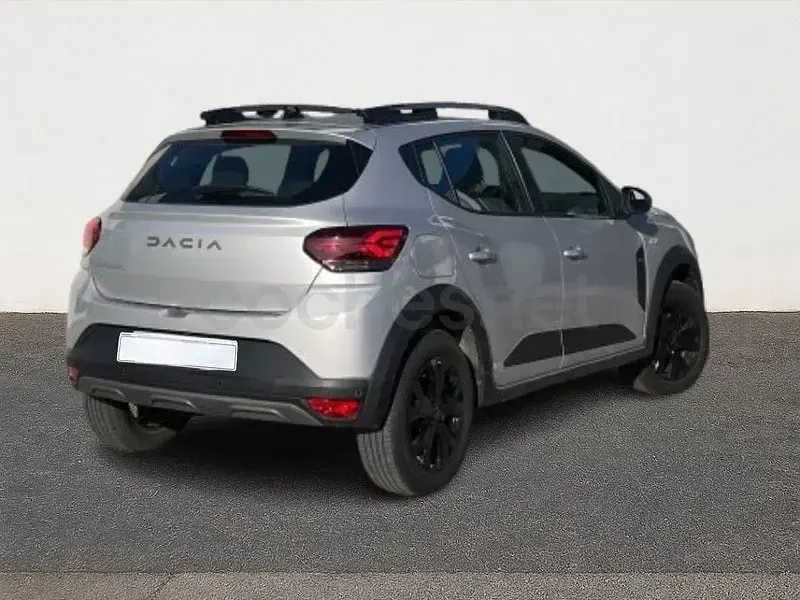 Usado Dacia Sandero Extreme 101 CV (74 kW) 2023 Gris Berlina