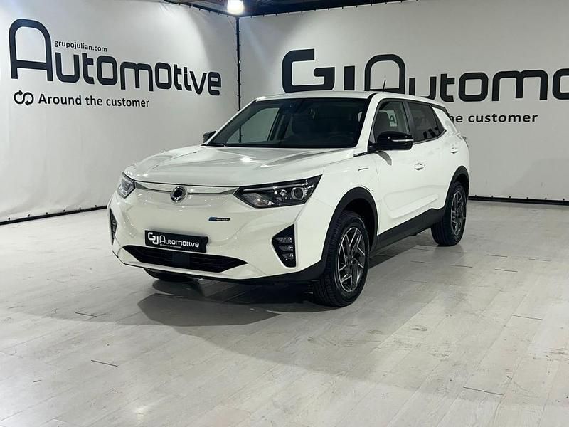 Blanco Nuevo 2025 Ssangyong (KGM) Korando | 27.900 € - Imagen 1/4