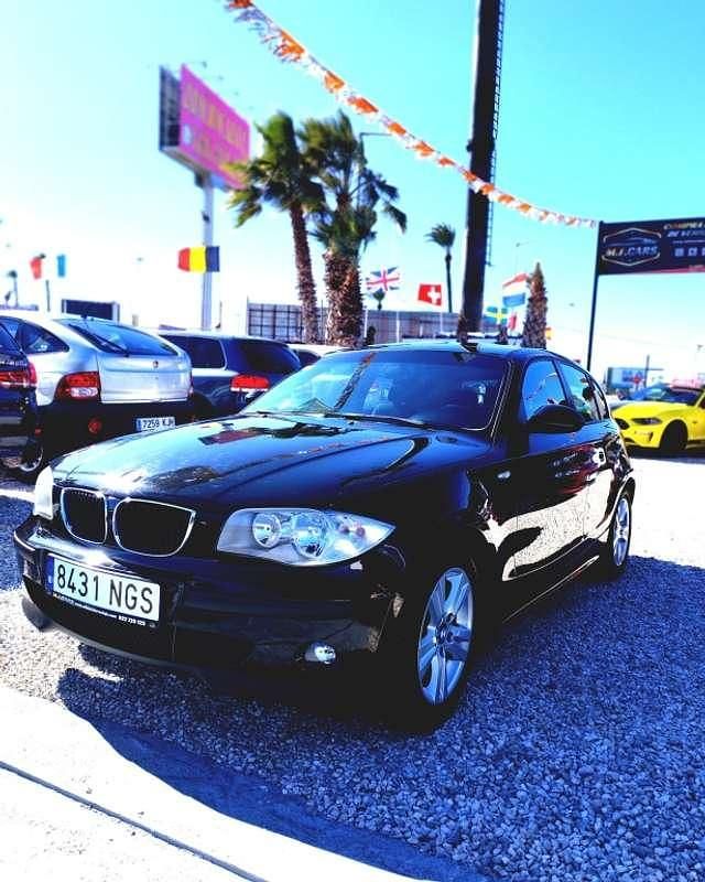Usado BMW 116 116 CV (85 kW) 2006 Negro Utilitario