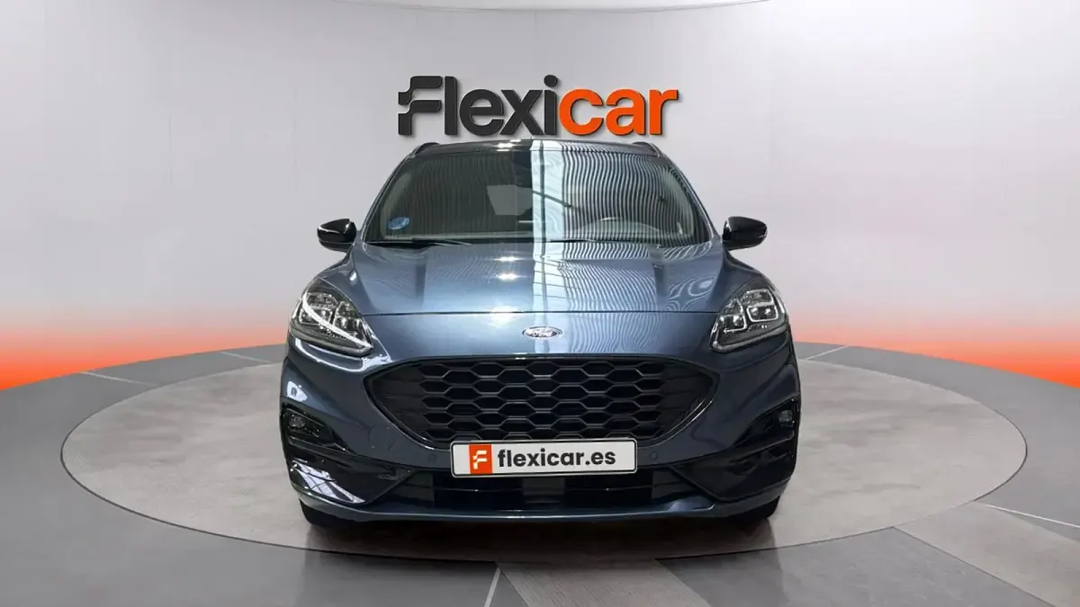 Usado Ford Kuga ST-Line X 225 CV (165 kW) 2023 Azul SUV