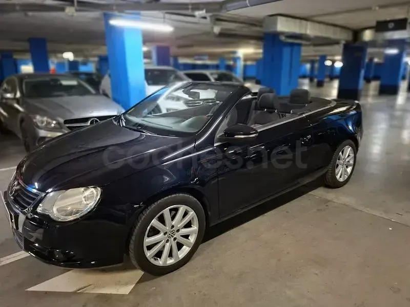 Usado VW Eos 140 CV (102 kW) 2009 Negro Descapotable