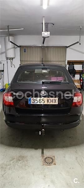Usado Skoda Rapid Style 110 CV (80 kW) 2018 Negro Utilitario