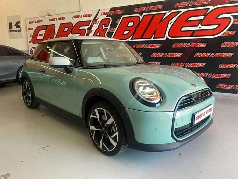 Verde Usado 2024 Mini Cooper S Utilitario | 34.995 € (Caro) - Imagen 1/4