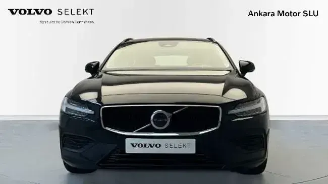 Usado Volvo V60 197 CV (144 kW) 2023 Negro Familiar