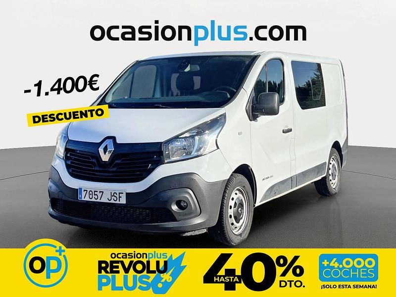 Usado Renault Trafic 125 CV (91 kW) 2016 Blanco Monovolumen