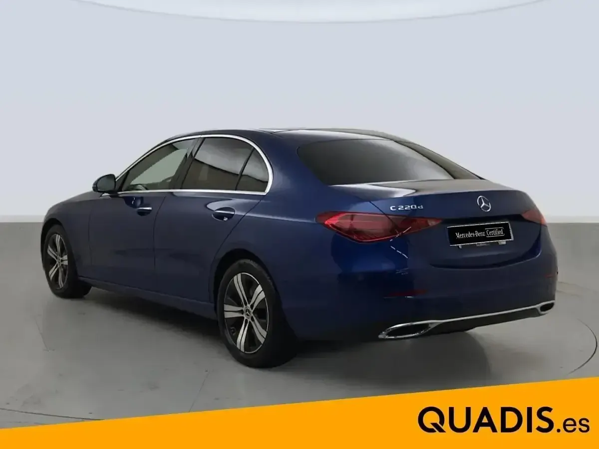 Usado Mercedes C220 200 CV (147 kW) 2023 Azul Berlina