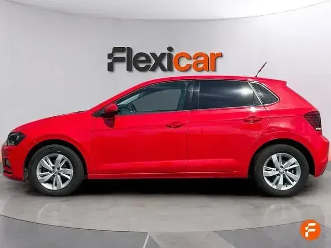 Usado VW Polo Advance 95 CV (69 kW) 2018 Rojo Utilitario