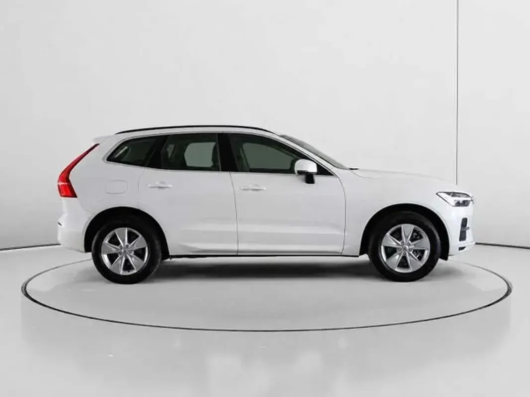 Usado Volvo XC60 Core 197 CV (144 kW) 2024 Blanco SUV