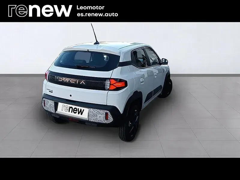 Usado Dacia Spring Extreme 47 kW (65 CV) 2025 Blanco Utilitario