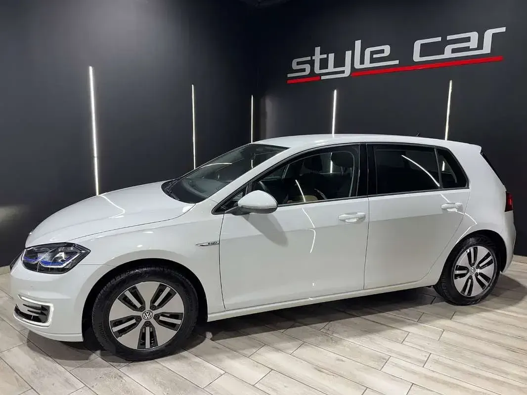 Usado VW e-Golf 100 kW (136 CV) 2019 Blanco Utilitario