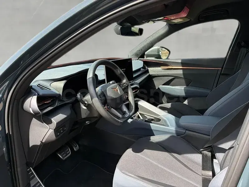 Usado Cupra Terramar 150 HP (110 kW) 2025 Azul SUV