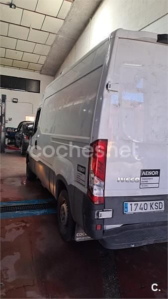 Usado Iveco Daily 136 CV (100 kW) 2012 Blanco Pickup/Camioneta