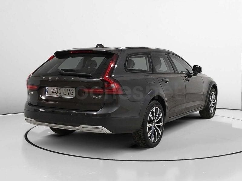 Usado Volvo V90 CC 197 CV (144 kW) 2021 Negro Familiar