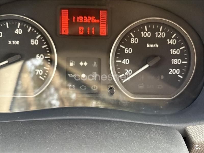 Blanco Usado 2010 Dacia Sandero Base Berlina | 3500 € (Buen precio) - Imagen 1/4