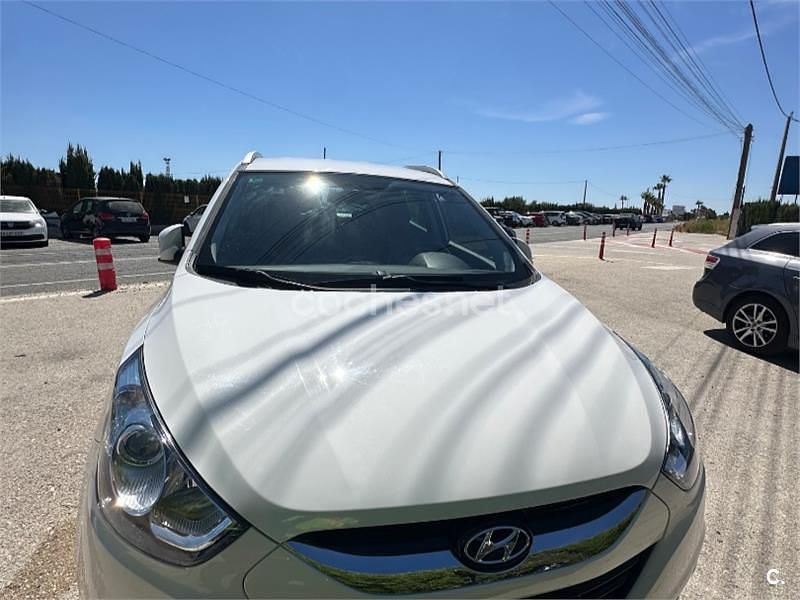 Blanco Usado 2013 Hyundai ix35 Classic SUV | 12.500 € (Precio justo) - Imagen 1/4