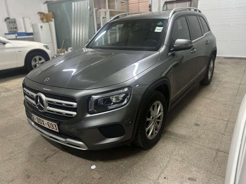Usado Mercedes GLB200 150 CV (110 kW) 2023 Gris SUV