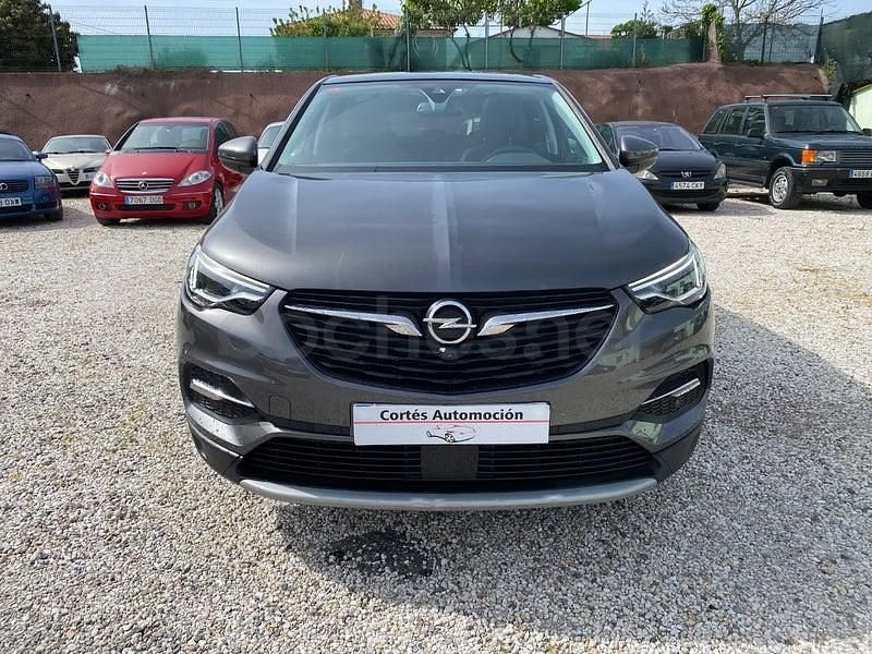 Usado Opel Grandland X Selective 120 CV (88 kW) 2018 Gris / plata SUV