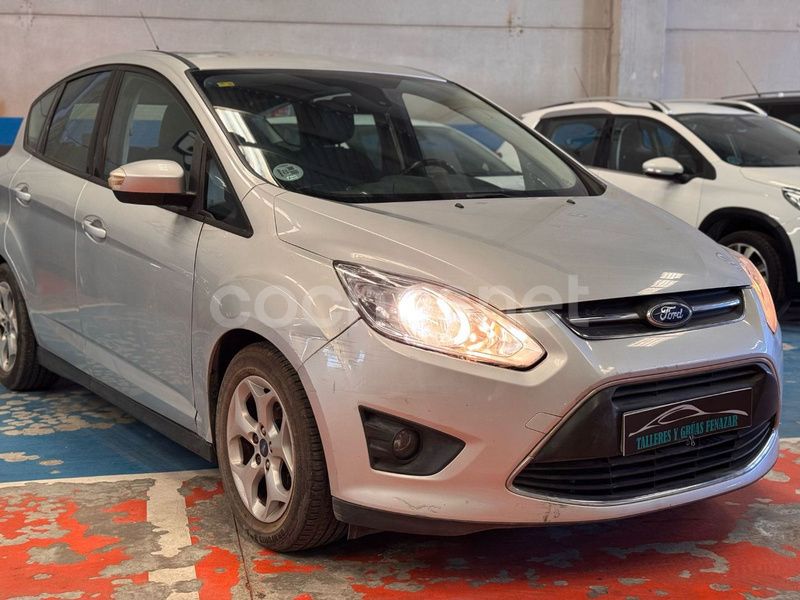Usado Ford C-MAX Trend 115 CV (84 kW) 2015 Gris / plata Monovolumen