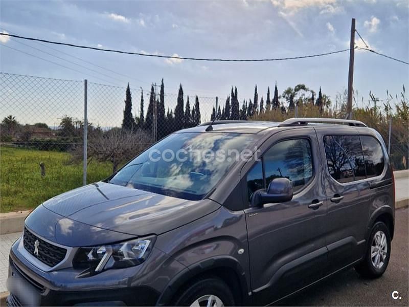 Gris / plata Usado 2019 Peugeot Rifter Active Monovolumen | 16.900 € (Precio justo) - Imagen 1/4