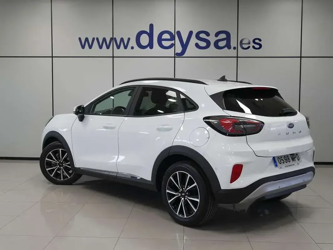Usado Ford Puma Titanium 125 CV (91 kW) 2024 Blanco SUV