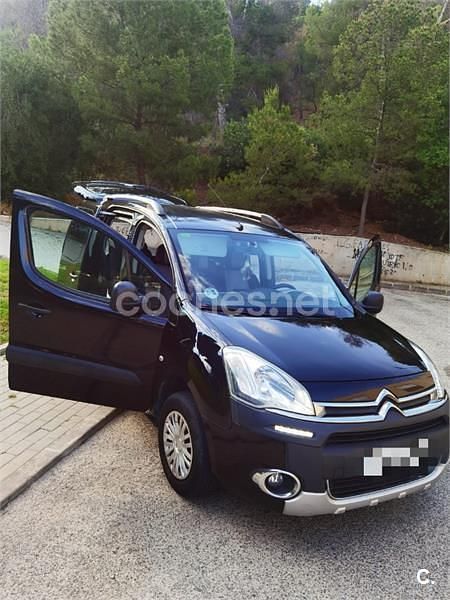 Usado Citroën Berlingo XTR 92 CV (67 kW) 2013 Negro Monovolumen