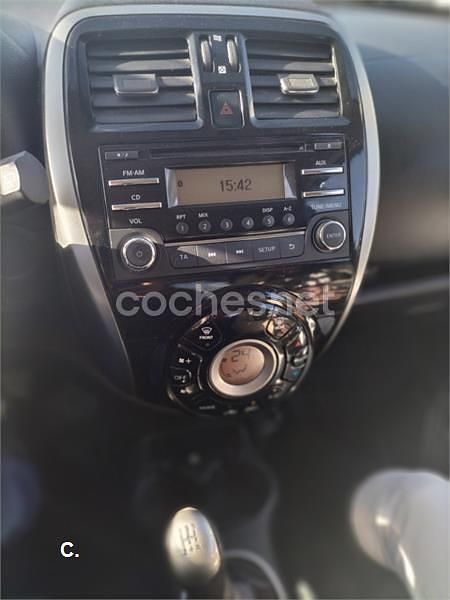 Usado Nissan Micra Acenta 80 CV (58 kW) 2016 Gris / plata Utilitario