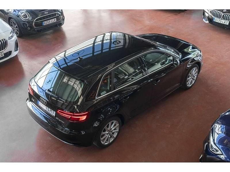 Usado Audi A3 Sportback g-tron Design 131 CV (96 kW) 2020 Negro Utilitario