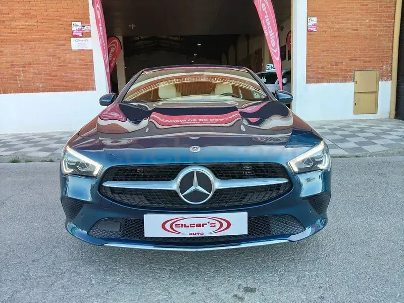 Usado Mercedes CLA220 190 CV (139 kW) 2022 Azul Berlina
