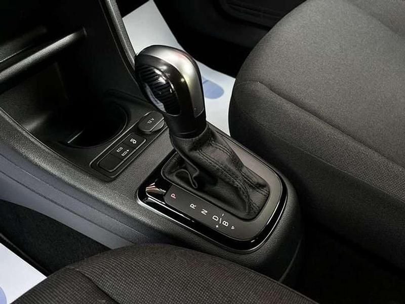 Usado VW e-up! Style 61 kW (83 CV) 2020 Blanco Utilitario