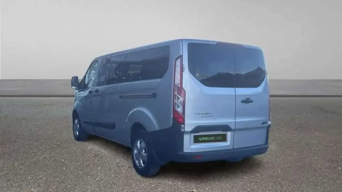 Usado Ford Transit Custom Trend 131 CV (96 kW) 2017 Plateado Van