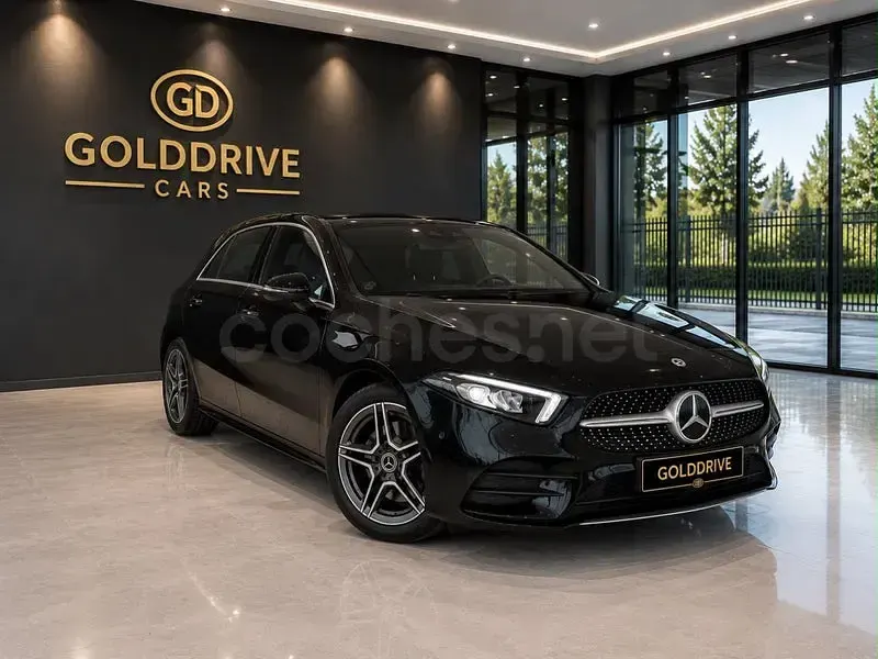 Usado Mercedes A180 116 CV (85 kW) 2018 Negro Berlina
