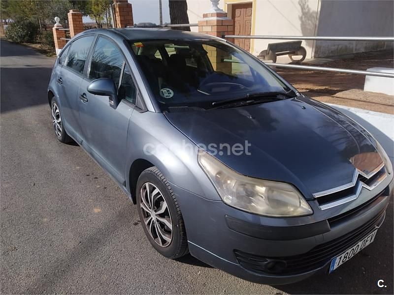 Azul Usado 2005 Citroën C4 Exclusive Berlina | 2300 € (Buen precio) - Imagen 1/4
