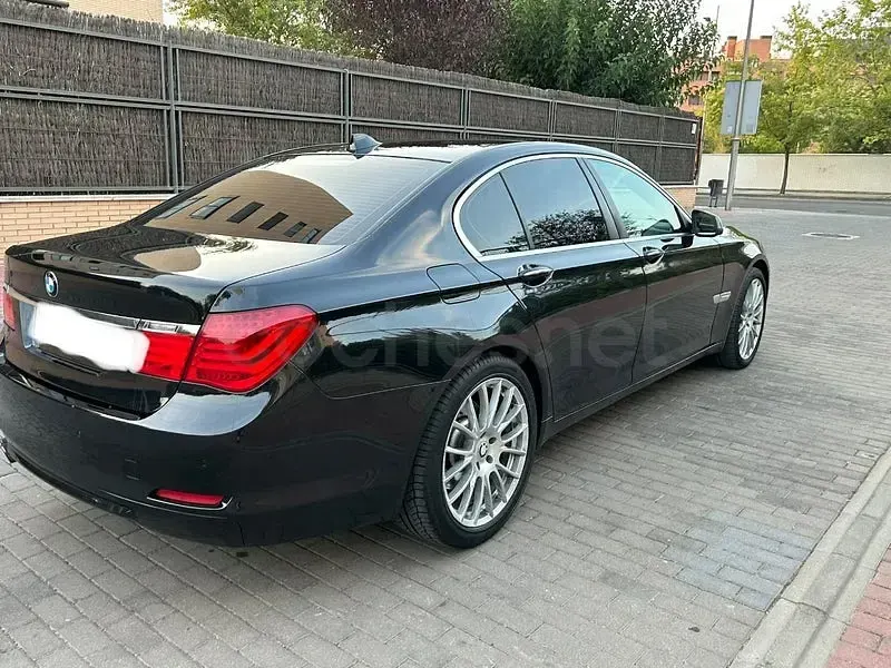 Usado BMW 730L 258 CV (189 kW) 2012 Negro Berlina