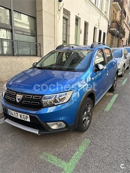 Usado Dacia Sandero 90 CV (66 kW) 2018 Azul Berlina