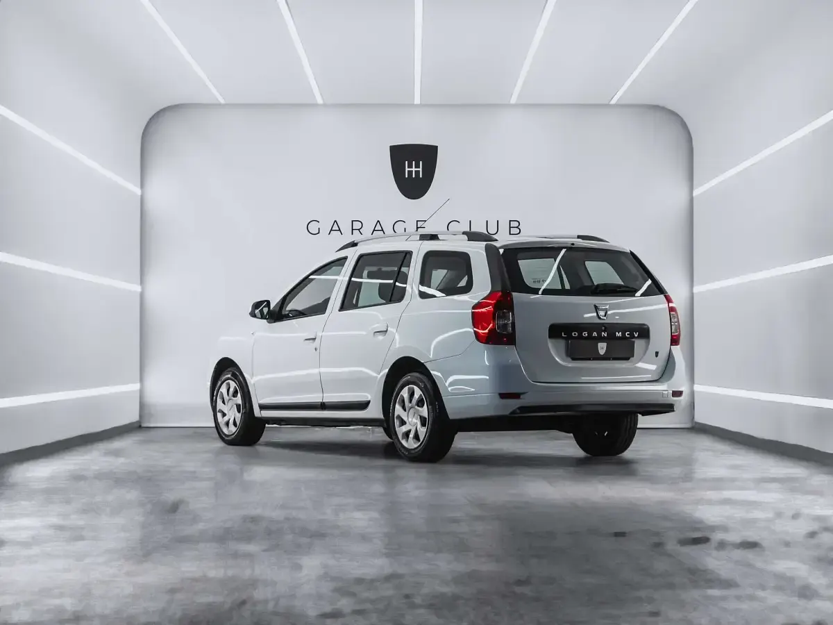 Usado Dacia Logan MCV Lauréate 90 CV (66 kW) 2014 Blanco Familiar